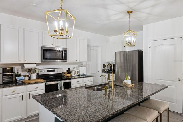 3676 SUNGROVE CIRCLE, Sanford, FL 32771
