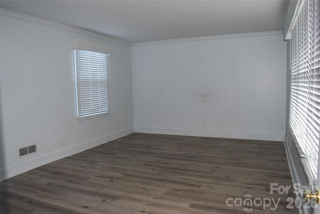 301 Highland Street, Mount Holly, NC 28120