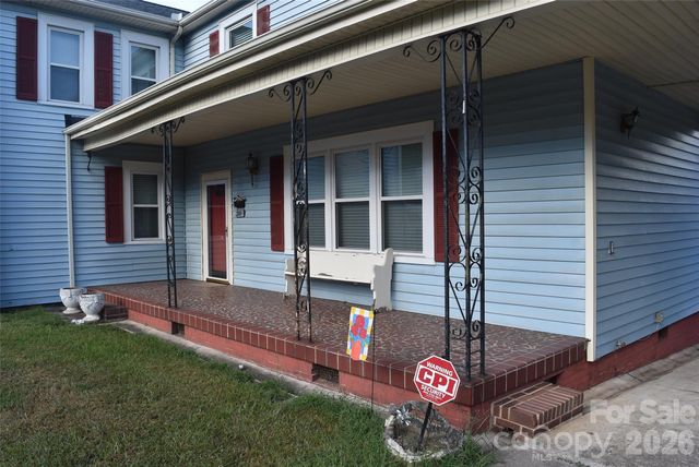 301 Highland Street, Mount Holly, NC 28120