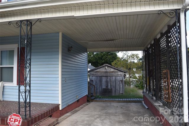 301 Highland Street, Mount Holly, NC 28120