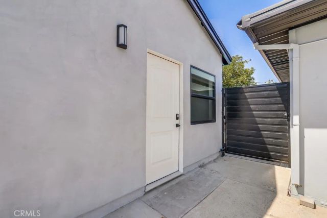 1260 E Turin Avenue B, Anaheim, CA 92805