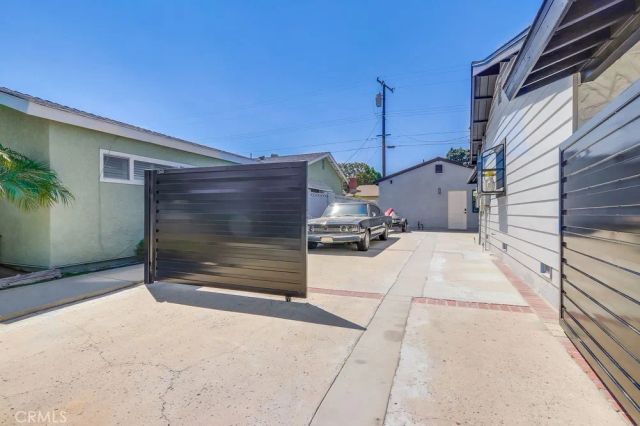 1260 E Turin Avenue B, Anaheim, CA 92805