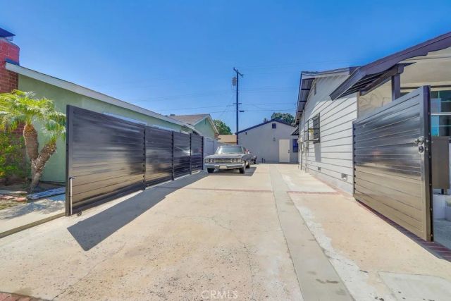 1260 E Turin Avenue B, Anaheim, CA 92805