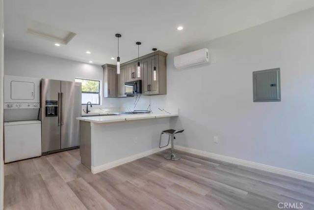1260 E Turin Avenue B, Anaheim, CA 92805