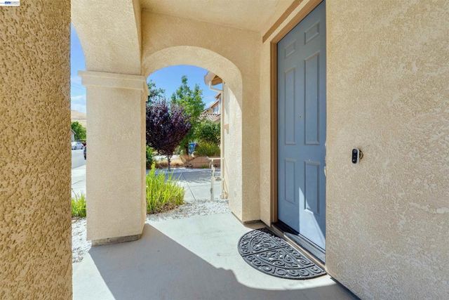 2229 Botany Bay Dr, Pittsburg, CA 94565