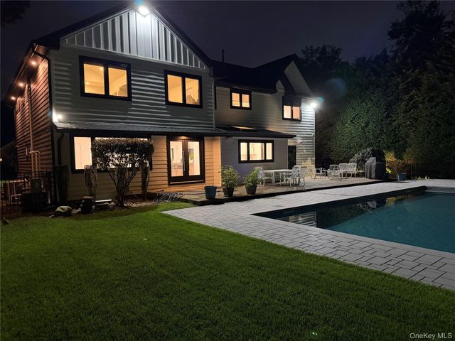 43 Marian Lane, Jericho, NY 11753