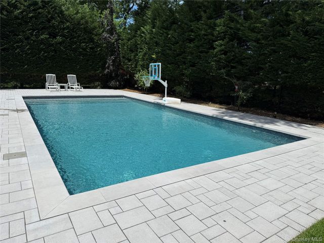 43 Marian Lane, Jericho, NY 11753