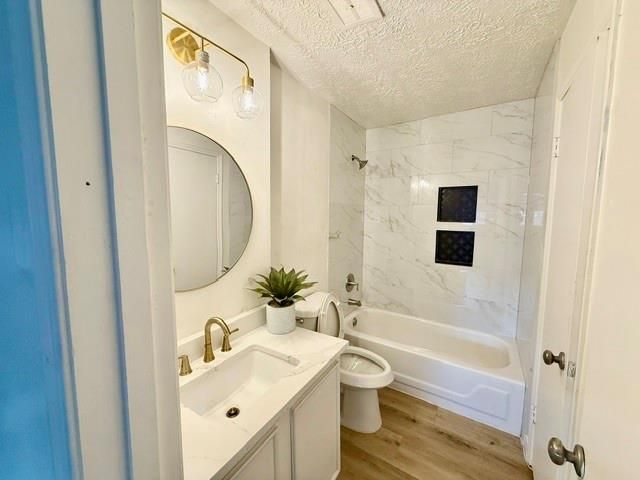 13527 Castilian Drive 1, Houston, TX 77015