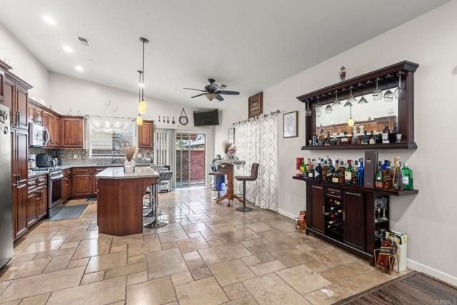 1243 Peach Ave, El Cajon, CA 92021