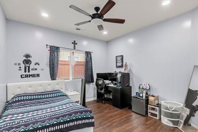 1243 Peach Ave, El Cajon, CA 92021