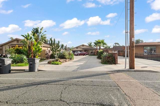 1243 Peach Ave, El Cajon, CA 92021