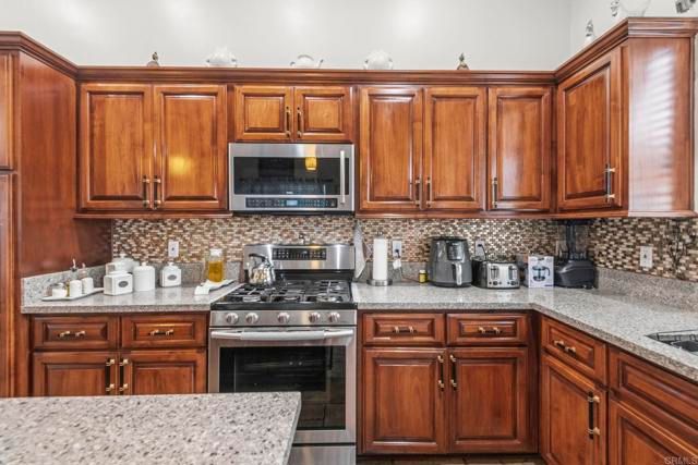 1243 Peach Ave, El Cajon, CA 92021