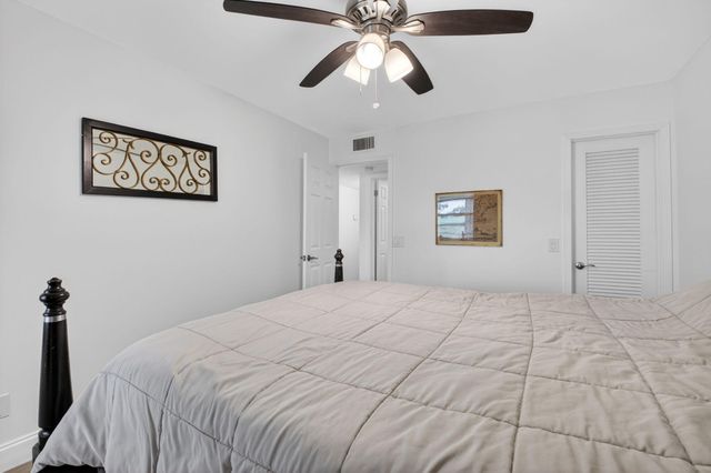 14 Flanders A, Delray Beach, FL 33484