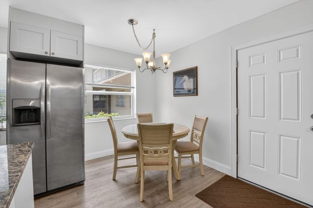 14 Flanders A, Delray Beach, FL 33484