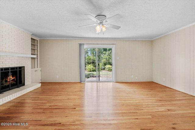 221 Pinewood Circle, Goldsboro, NC 27534