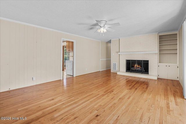221 Pinewood Circle, Goldsboro, NC 27534