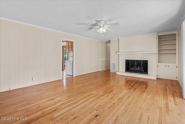 221 Pinewood Circle, Goldsboro, NC 27534