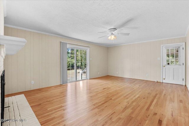 221 Pinewood Circle, Goldsboro, NC 27534