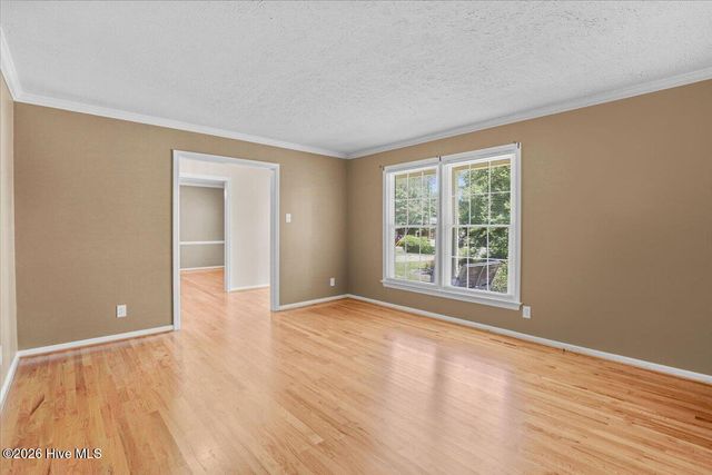 221 Pinewood Circle, Goldsboro, NC 27534