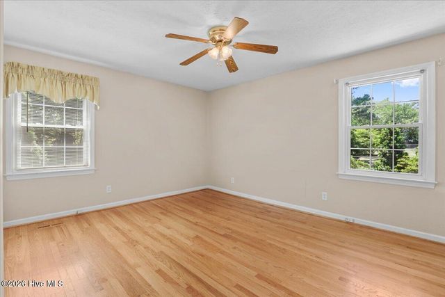 221 Pinewood Circle, Goldsboro, NC 27534