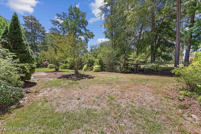 221 Pinewood Circle, Goldsboro, NC 27534