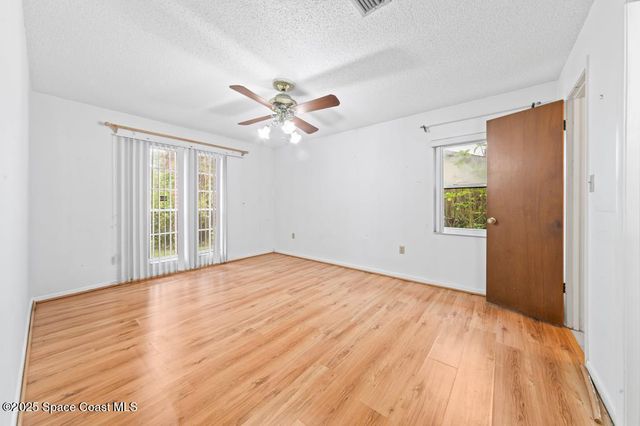 2066 Acacia Street NE, Palm Bay, FL 32905