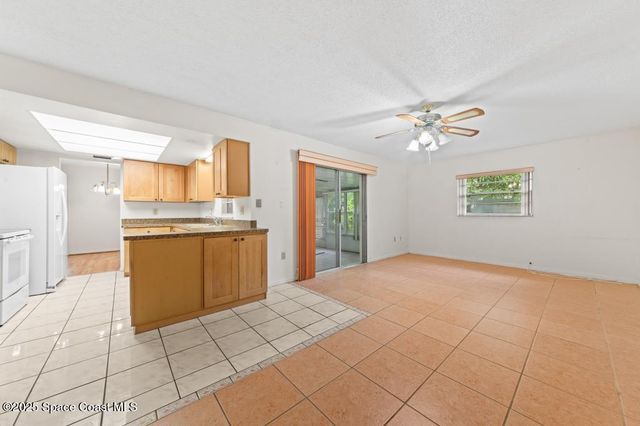 2066 Acacia Street NE, Palm Bay, FL 32905