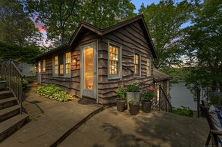 45 Lake Drive South, New Fairfield, CT 06812