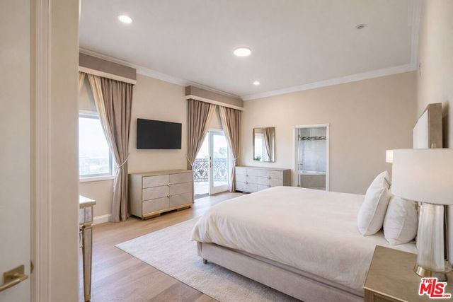 11131 Mountcastle Drive, Studio City, CA 91604