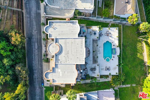 11131 Mountcastle Drive, Studio City, CA 91604