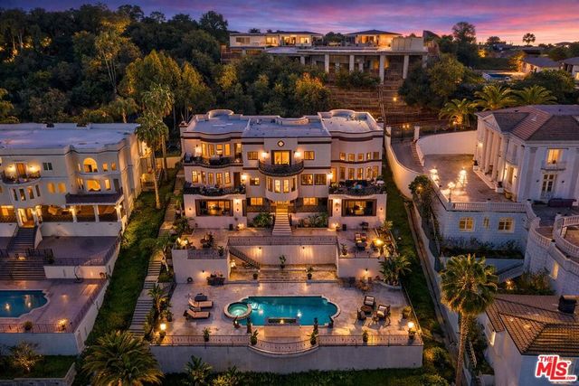 11131 Mountcastle Drive, Studio City, CA 91604