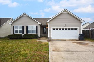3742 Nadia Drive, Clarksville, TN 37040