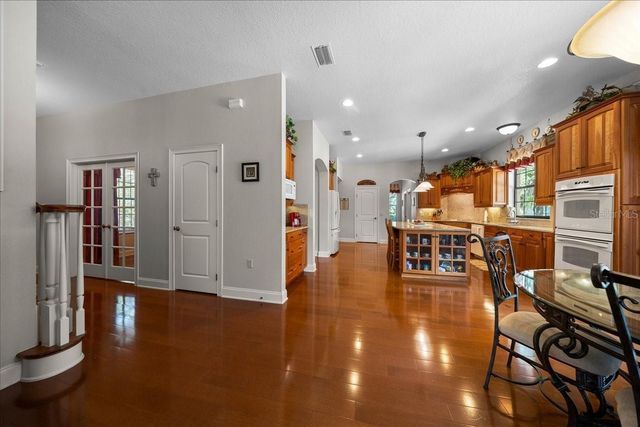 820 SE 36TH LANE, Ocala, FL 34471