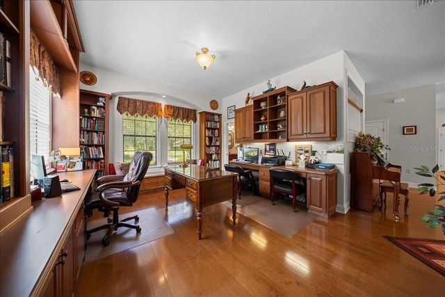 820 SE 36TH LANE, Ocala, FL 34471