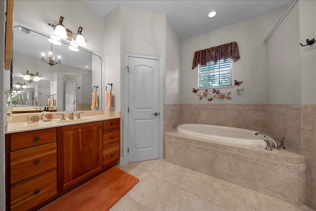 820 SE 36TH LANE, Ocala, FL 34471