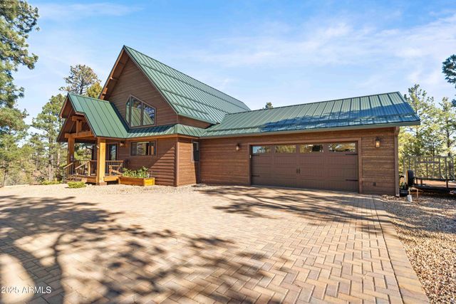 2893 Cedar Ridge Drive, Overgaard, AZ 85933