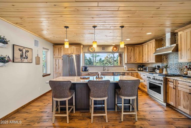 2893 Cedar Ridge Drive, Overgaard, AZ 85933