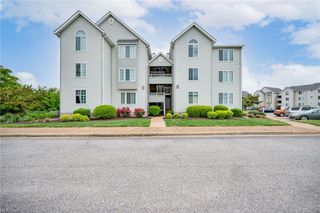 205 Dockside Dr Apt C, Hampton, VA 23669