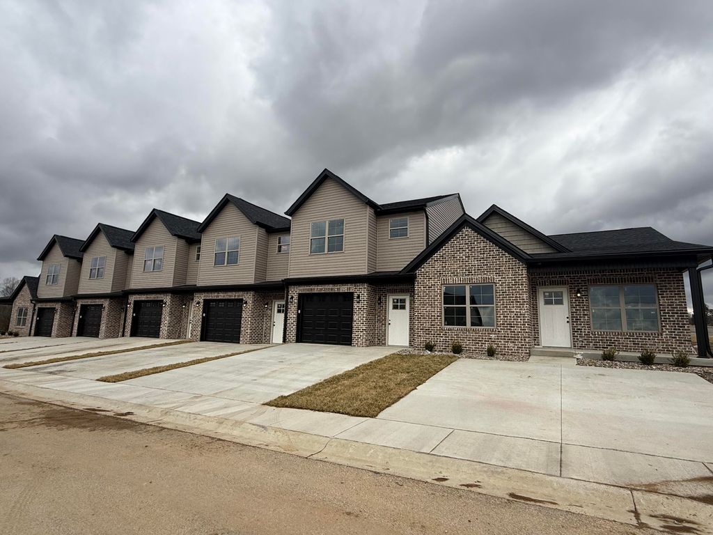 844 Ridgewood Drive 1-2-3-4-5-6-7, Berea, KY 40403