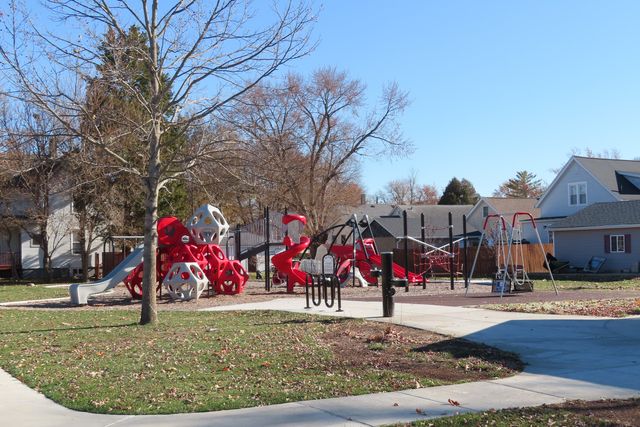 330 Illinois Street, Marseilles, IL 61341