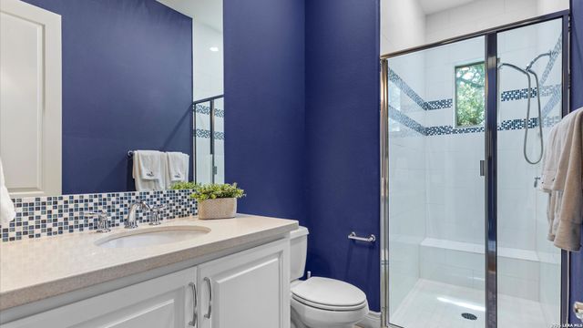 110 Western Oaks, New Braunfels, TX 78132