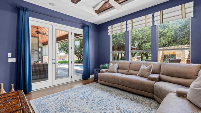 110 Western Oaks, New Braunfels, TX 78132