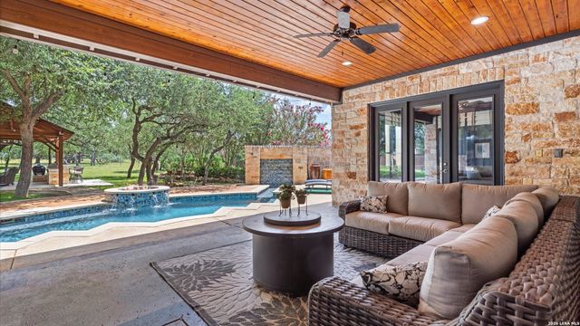 110 Western Oaks, New Braunfels, TX 78132