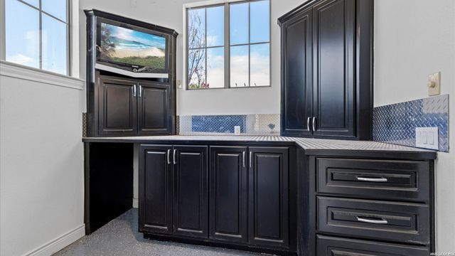 110 Western Oaks, New Braunfels, TX 78132