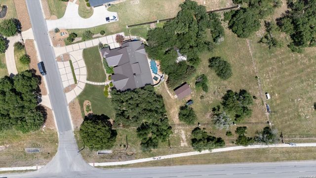 110 Western Oaks, New Braunfels, TX 78132