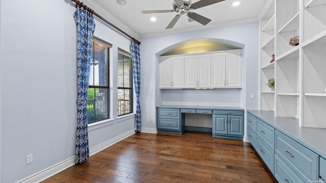 110 Western Oaks, New Braunfels, TX 78132
