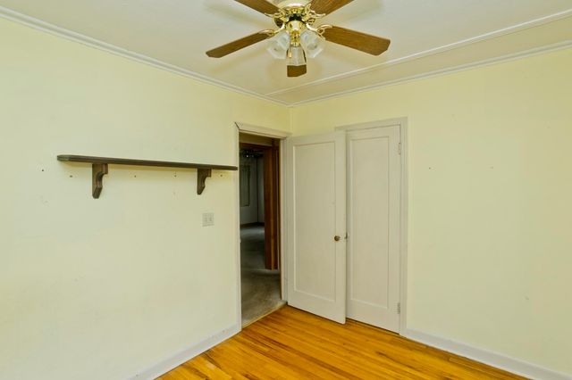 62 Memorial Dr, Holyoke, MA 01040