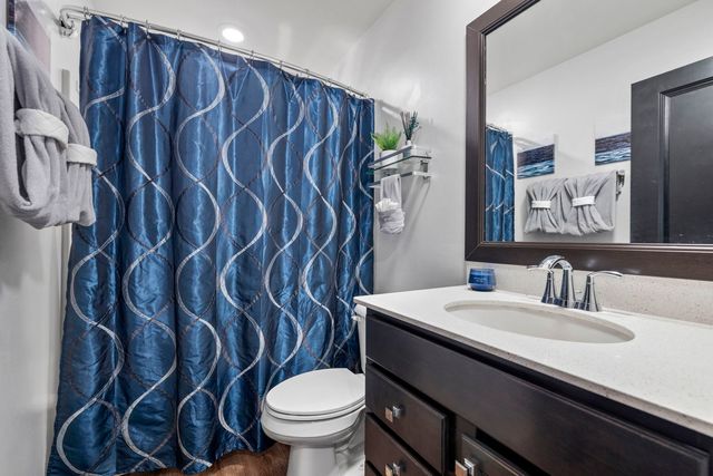 1064 Canary Avenue, Yorkville, IL 60560