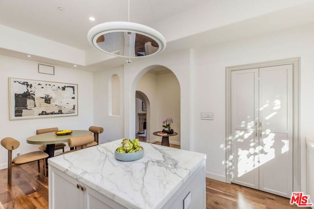 2023 Kendra Court, Los Angeles, CA 90068