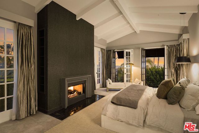 2023 Kendra Court, Los Angeles, CA 90068